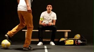 Touzani feat. Brownie Dutch – Superhelden