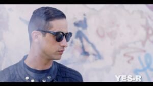 YES-R – ‘VERLEDEN TIJD’ FT. DJ ISSY EN MOCROMANIAC