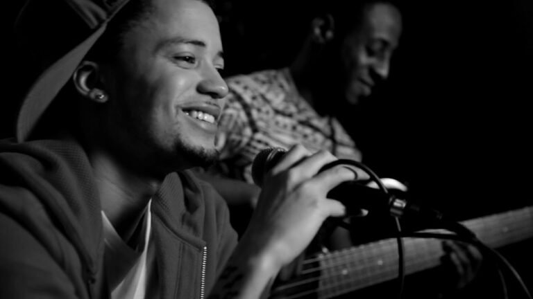 DARRYL – ‘PARAPAI (AKOESTISCH)’