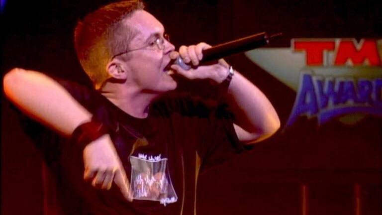 Live @ TMF Awards 2003 – Voel De Vibe / Dansplaat / Schreeuwetuit Medley