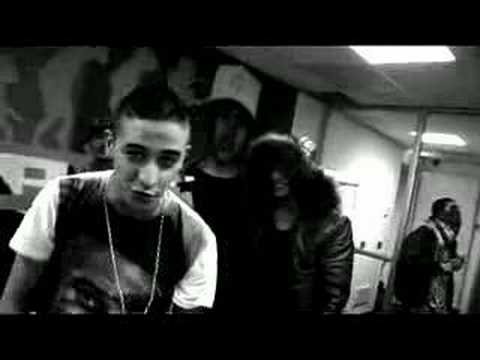 Yes-R ft. Darryl & Sjaak & Ali B – Shit is gruwelijk
